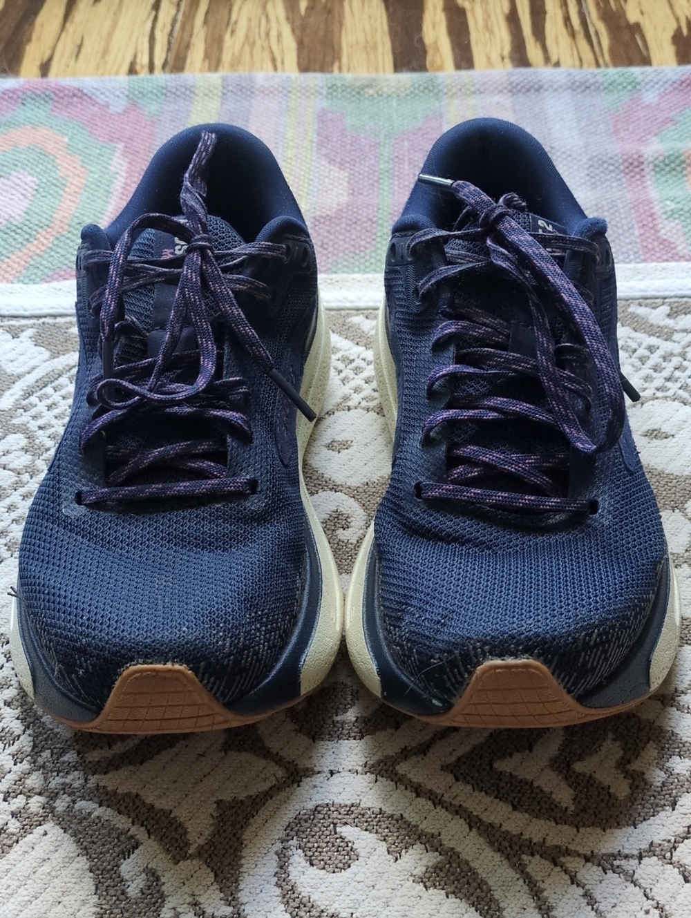 Brooks Ghost Max 2 Women's Athletic Shoes - Navy with Purple Laces
